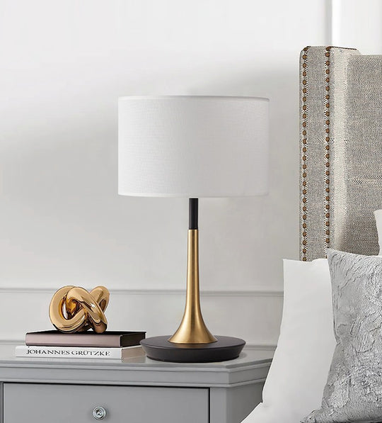 Bryah Table Lamp c/w shade