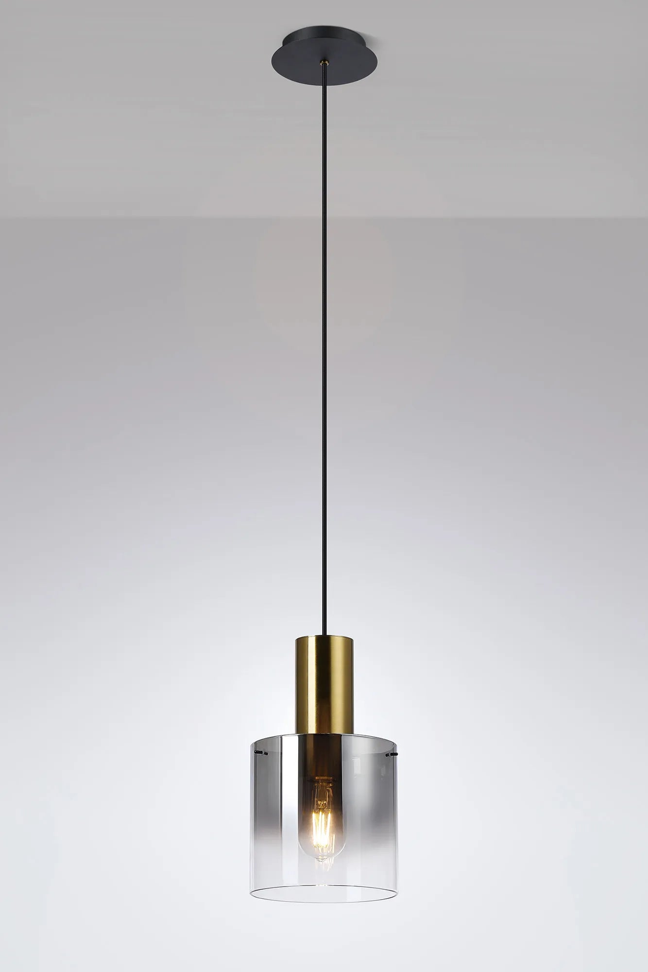 Fred Pendant Light