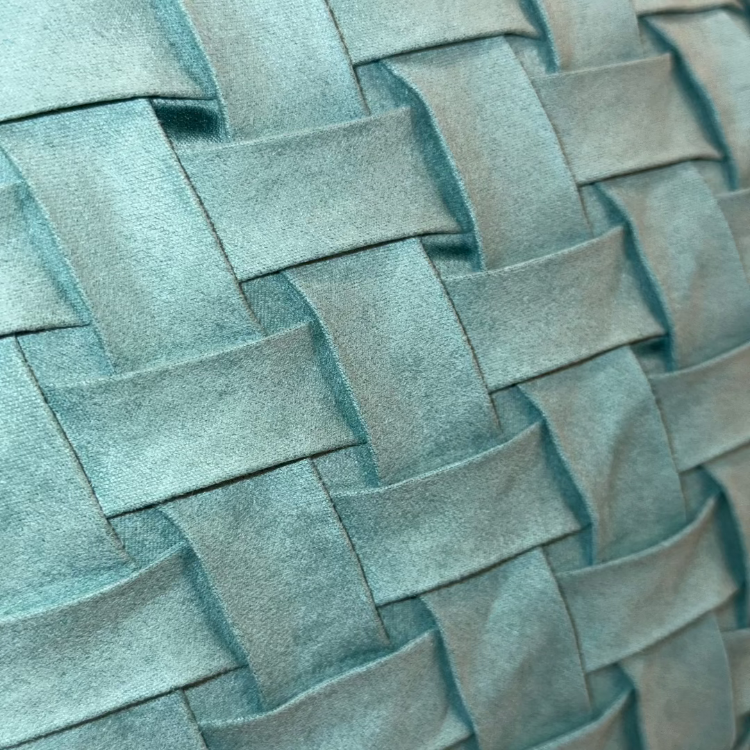 Aqua Weave Luxe Cushion