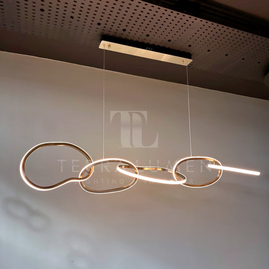 Stellen 5-Ring Chandelier